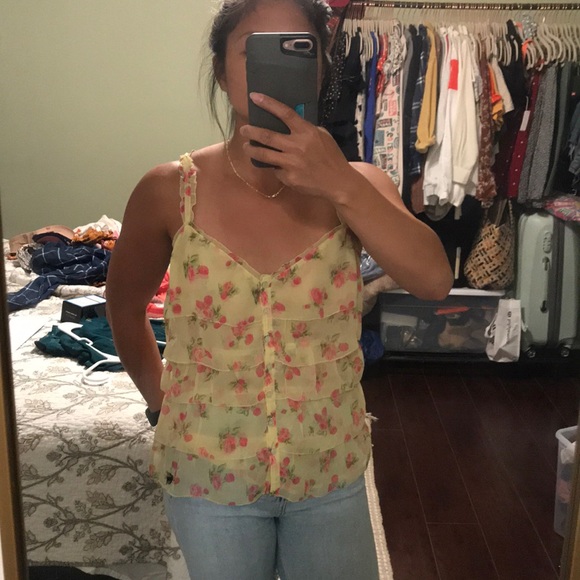 Abercrombie and Fitch Floral Tiered Top - Picture 5 of 6